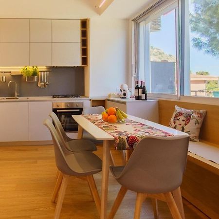 Domus Aurea Luxury Apartment Чефалу Экстерьер фото